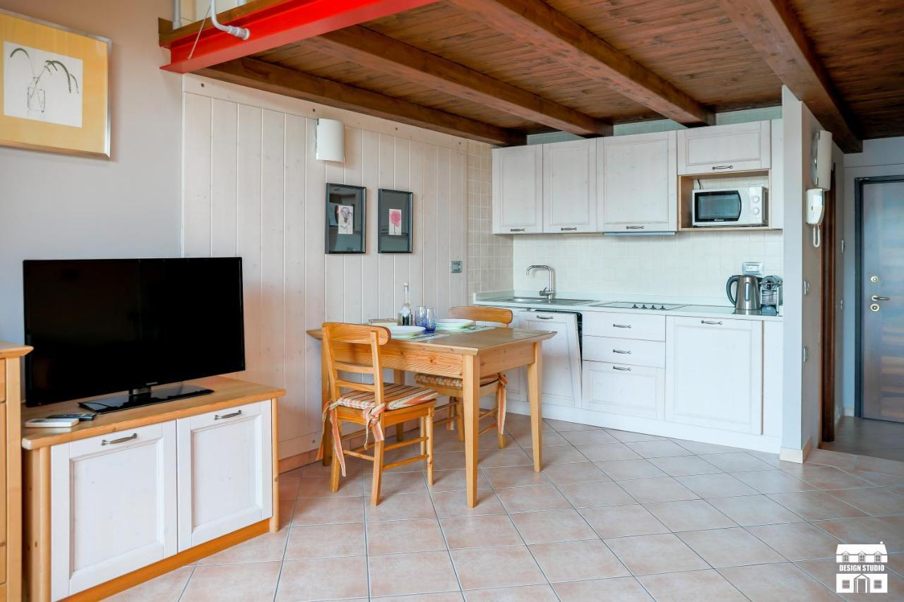 Cozy Cottage By Design Studio Bellano Eksteriør billede
